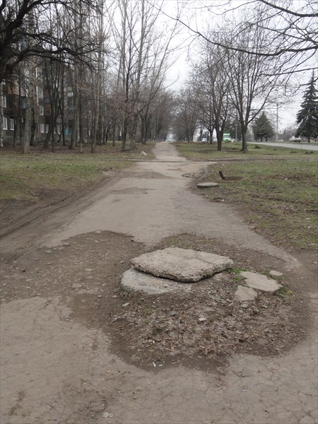 Пешеходные аллейки в новой части города 1970-80-х годов