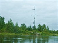 Лестница к столбу ЛЭП, почини сам.