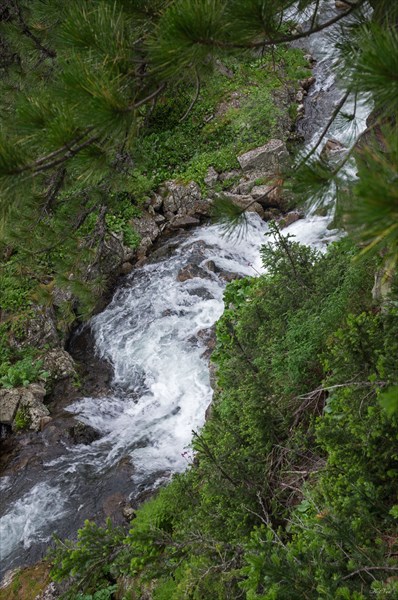 Туралыг ниже водопада