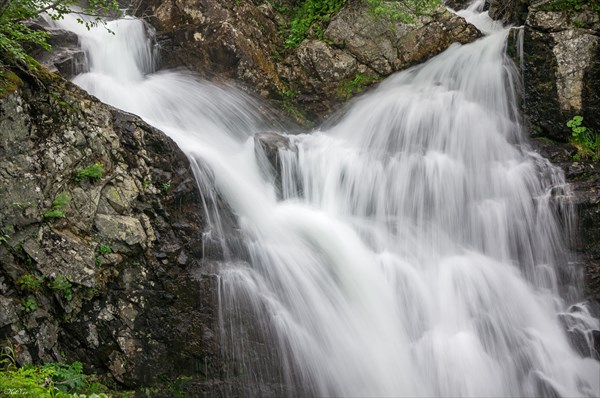 На Туралыгском водопаде