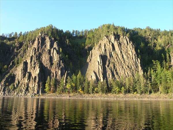 Под закат солнца.