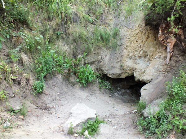 Вход в пещеру