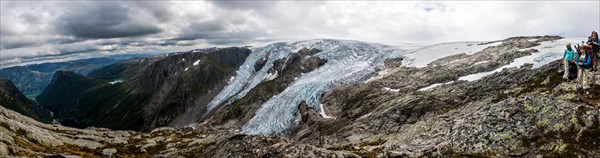 612-644_20130823_TrailTrolls_1-250-sec-at-f---9.0_24-mm_ISO-100_