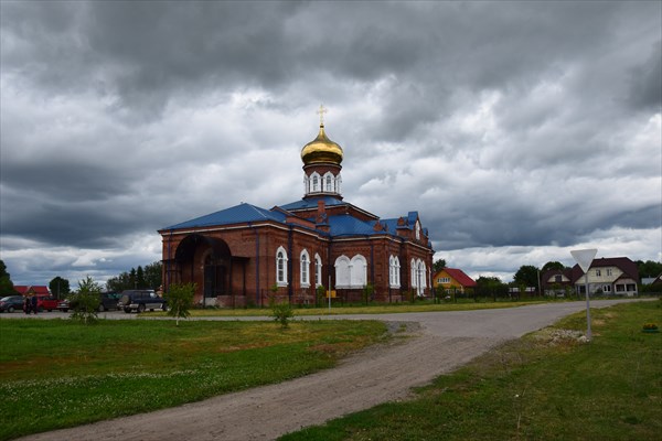 Введенская церковь в п.Новосёлки