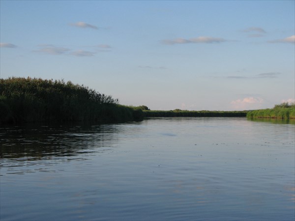 Протока, ведущая к Ивановскому озеру