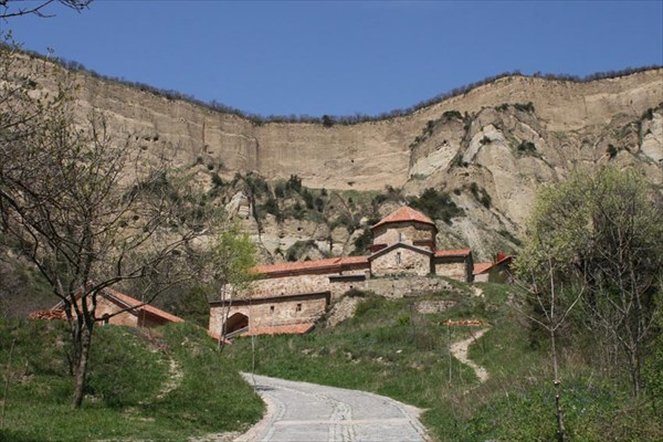 Монастырь Шио Мгвиме
