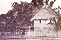800px-House_in_suburbs_of_Manila,_1899-город Манила