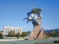 Монумент-Памятник генералу Плиеву