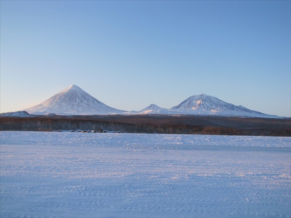 Сопка Ключевская, гора Средняя и гора Плоская-Ближняя