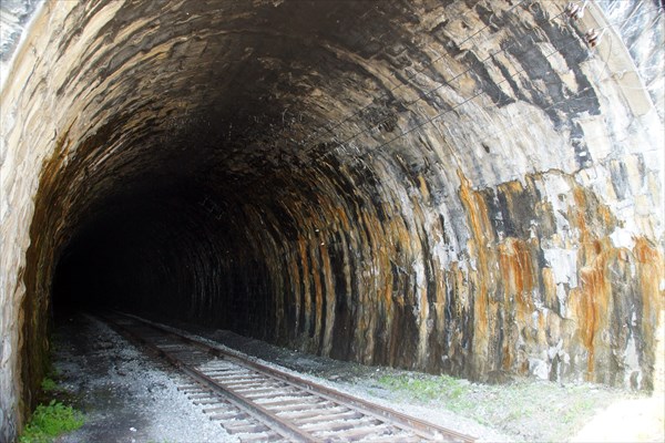 Заброшенный тоннель