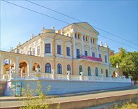 1024px-Perm_Meshkov_House-Краеведческий музей