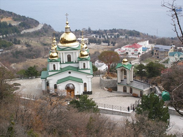Храм архистратига Михаила
