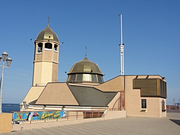 Портовая Свято-Николаевская церковь