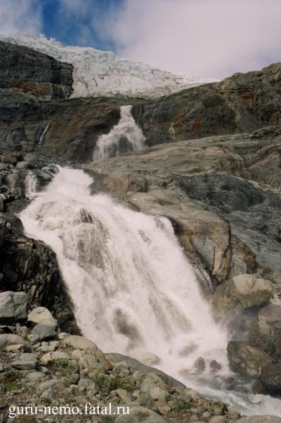 Водопад с ледника