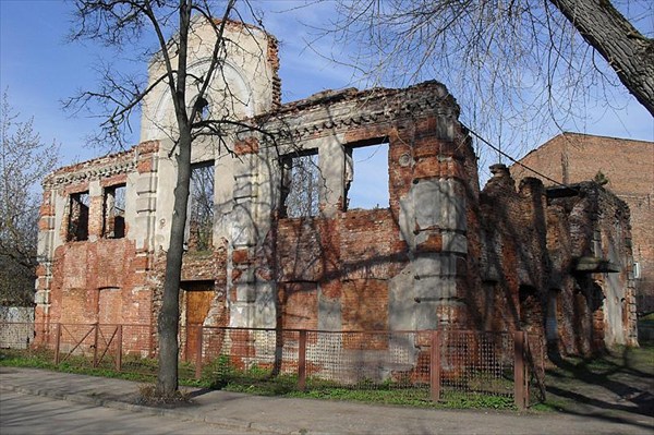 Руины синагоги