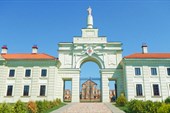 Ворота Ружанского дворца