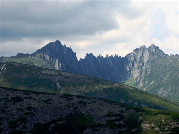 Хребет Дуссе-Алинь