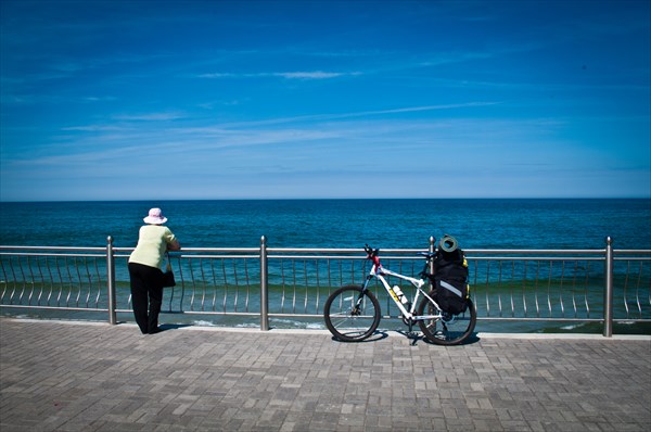 Бабушка, Балтика и велосипедик.