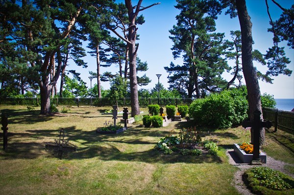 Кладбище с крикштами в Ниде.