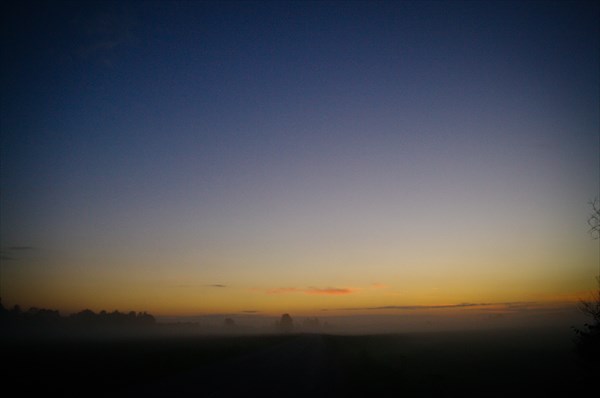 Трасса Лиепая - Рига, утренний туман.
