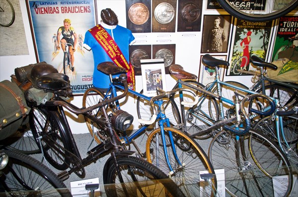 Велосипеды фашистcких войск и спортивные велосипеды СССР
