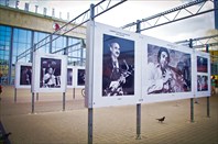 Выставка у жд воказала Риги, посвященная проходящему джаз-фесту