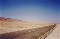 Дорога через пустыню к оазису Пальмира
