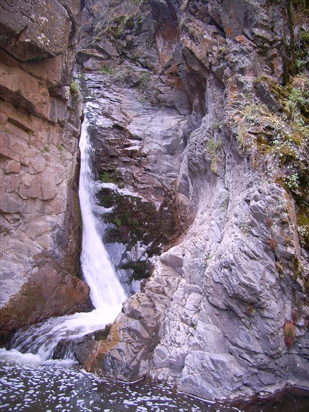 Третий водопад, выход в ущелье