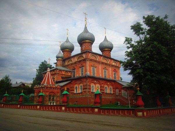 Церковь Воскресения Христова на Дебре.