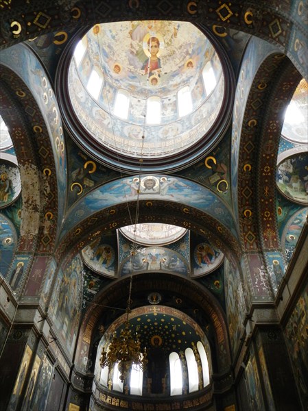 Внутри Новоафонского монастыря