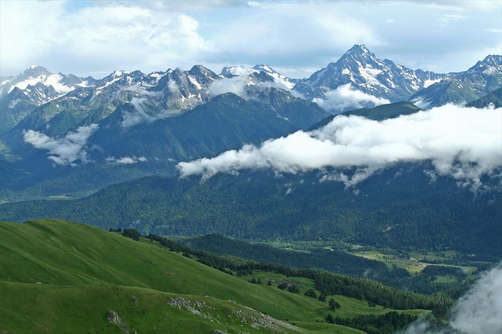 Архыз деревня Лунная Поляна