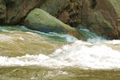 Река Каменг (пороги)