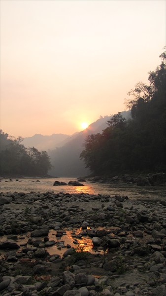 Река Каменг, стрелка с рекой Бичём