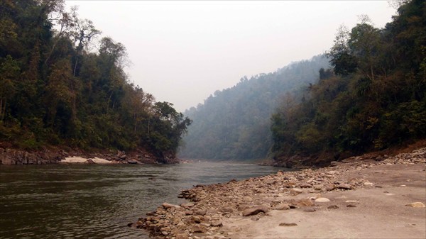 Река Каменг
