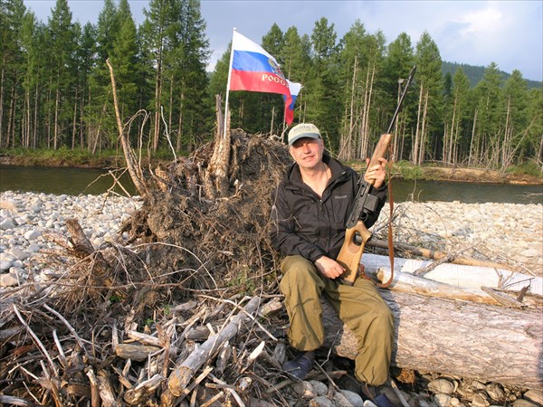 Андрей Черняев - патриот, и любит животный мир.