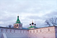 Стены кремля-Александровская слобода