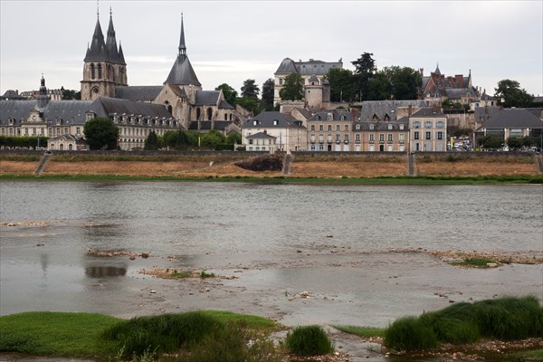 293.Blois