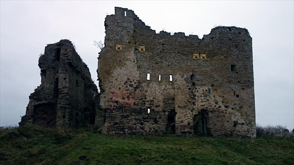 Замок Тоолсе. Самый северный и «молодой» средневековый замок.