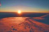 на фото: Рассвет на Западной вершине Эльбрусв