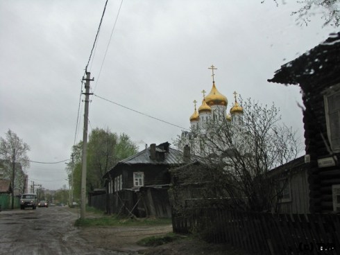 По улицам Сыктывкара в дождь_19-05­-2011