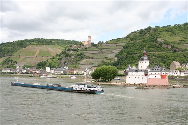 Прекрасен Рейн при ясной погоде...