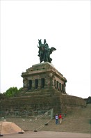 Статуя кайзера Вильгельма I на "Немецком носу" в Кобленце