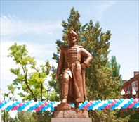 Памятник-Памятник А.С. Шеину