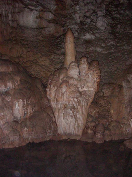 Мнение пещеры о спелеологах...