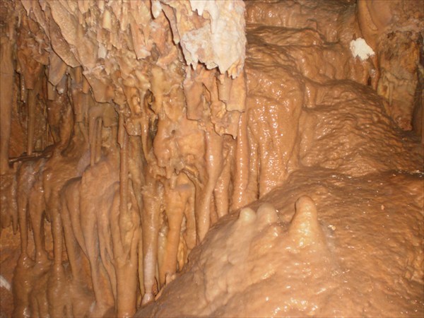 Пещера Эмире Баир Хосар.