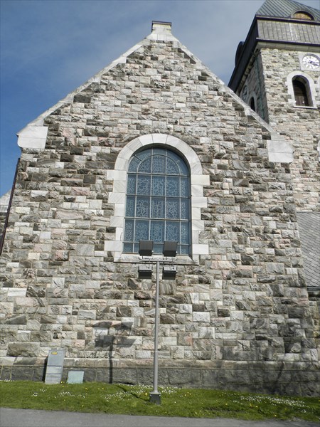 Каменная церковь