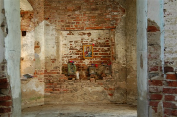 Интерьер церкви в Дубно