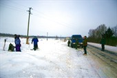 Не мы одни собрались добраться в монастырь