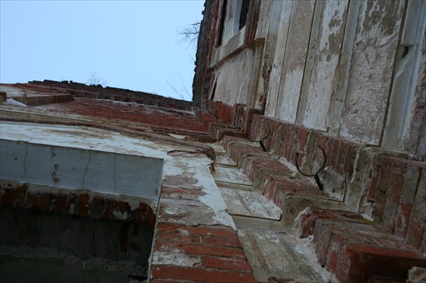 Стены Рдейского монастыря