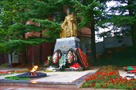 Памятник-Памятник Неизвестному солдату